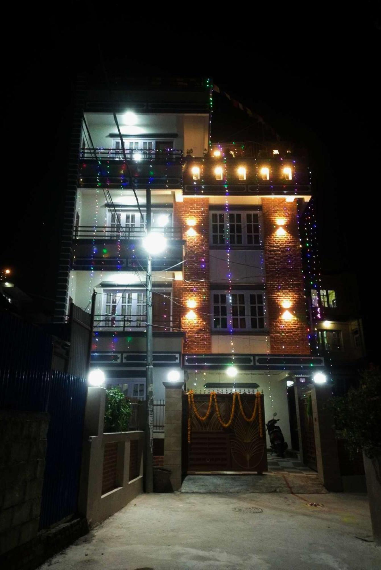 Peace Homestay Katmandú Exterior foto